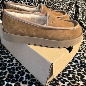 Ugg super moc slipper